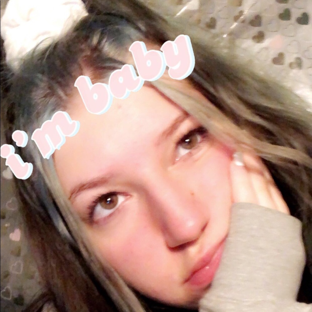 Meet your Posher, Alyss